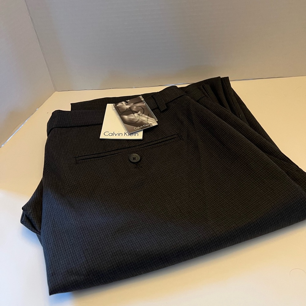NWT 36 Calvin Klein Men's Charcoal Dress Pants